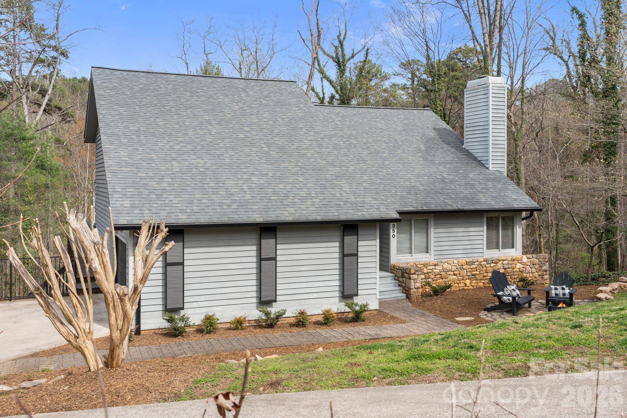 350 21st Avenue Drive NW Hickory NC 28601