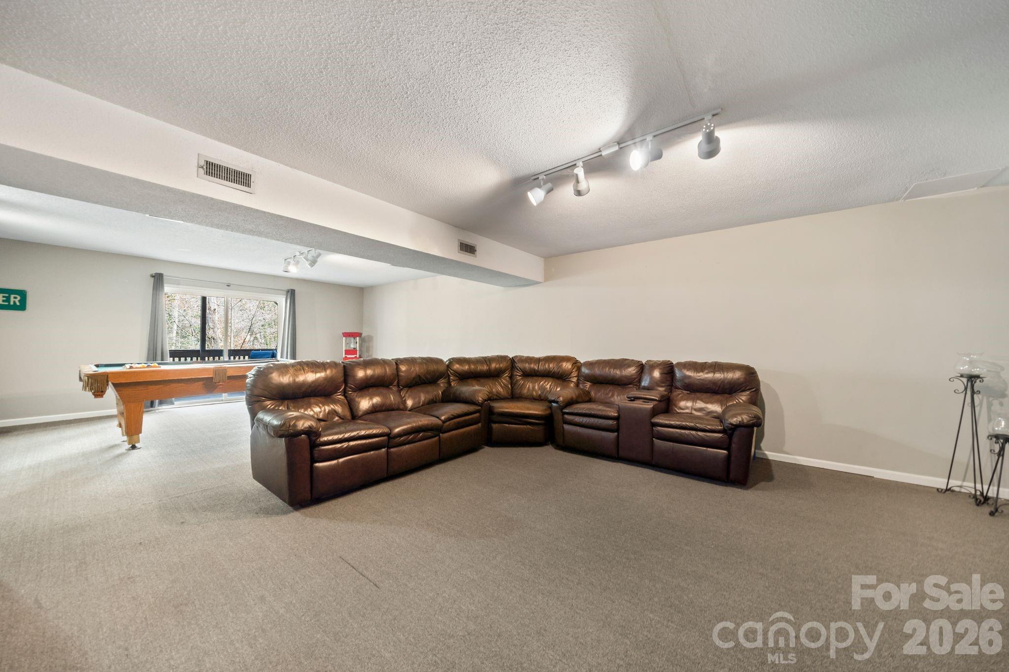 350 21st Avenue Drive NW Hickory NC 28601