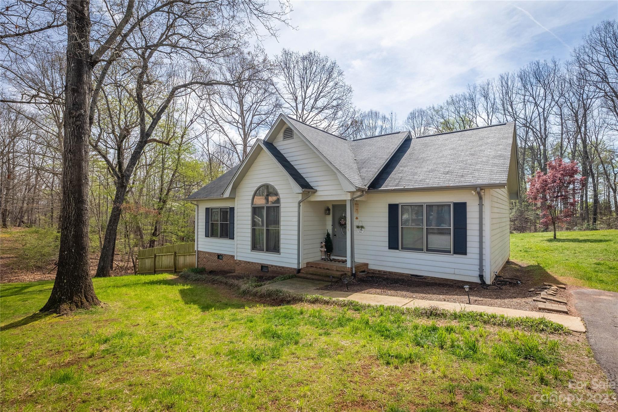 5374 Valley Field Road Hickory NC 28602