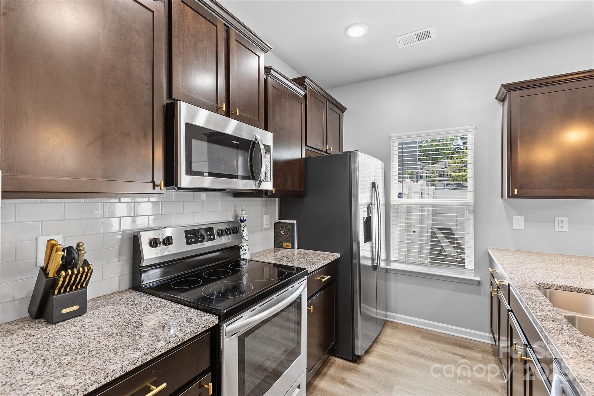 8048 Alderton Lane Charlotte NC 28215
