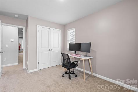 8048 Alderton Lane Charlotte NC 28215
