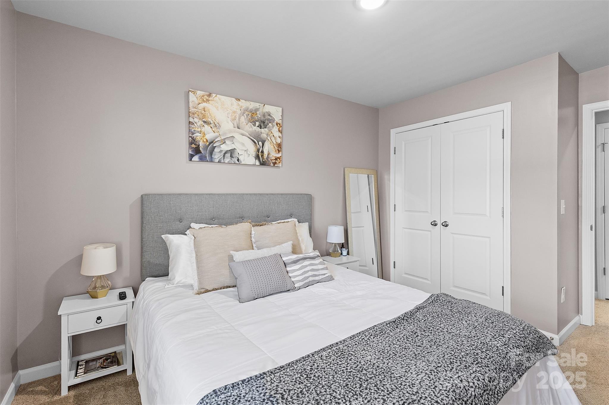 8048 Alderton Lane Charlotte NC 28215