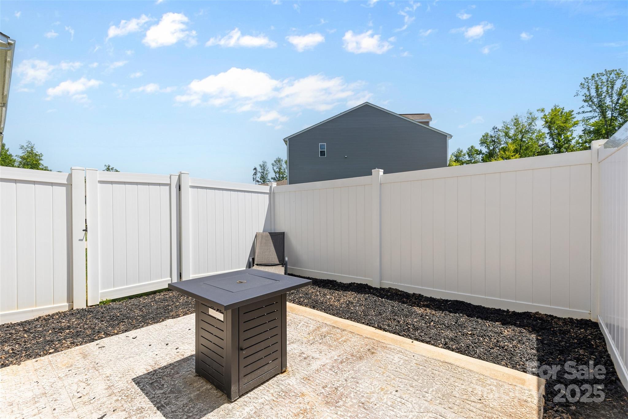 8048 Alderton Lane Charlotte NC 28215
