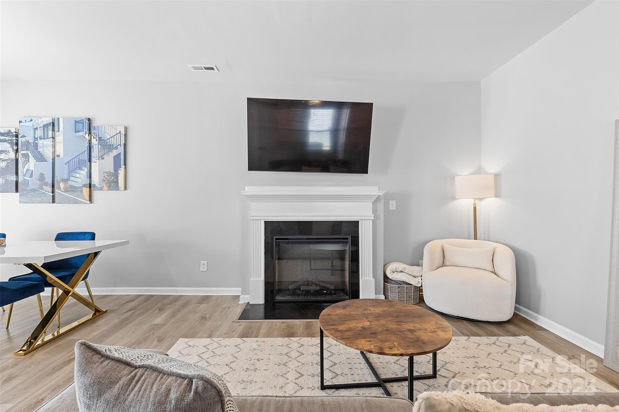 8048 Alderton Lane Charlotte NC 28215