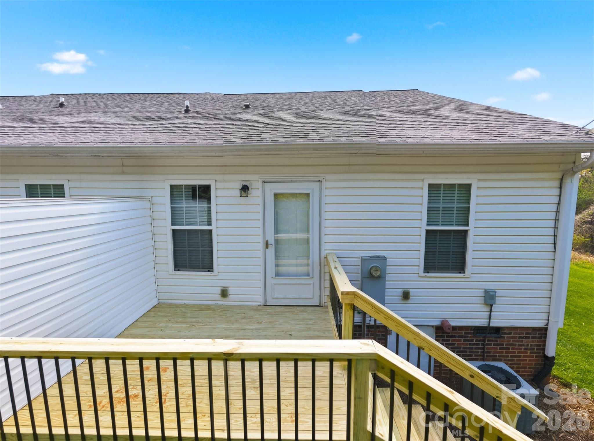 1662 Golden Cedar Lane Newton NC 28658