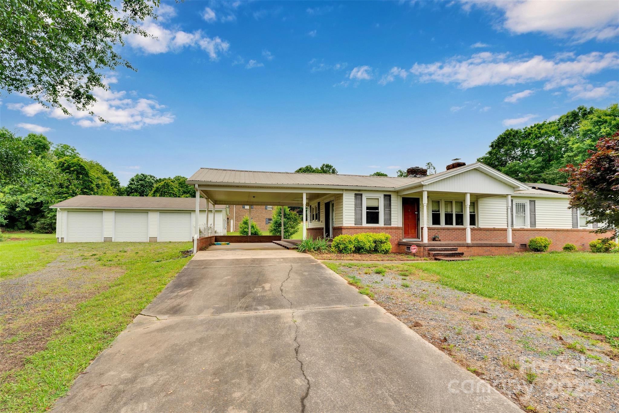 543 18th Street NW Hickory NC 28601