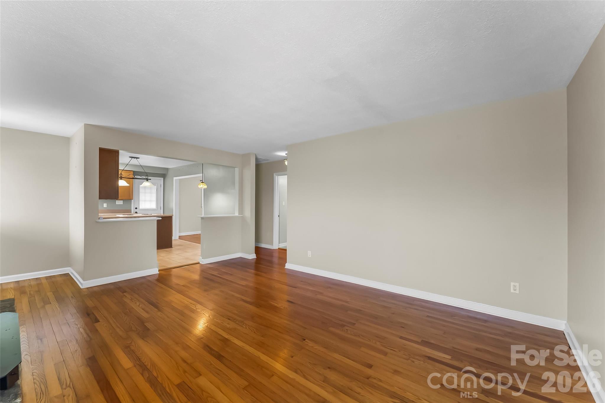 10 Woodmont Drive Asheville NC 28806