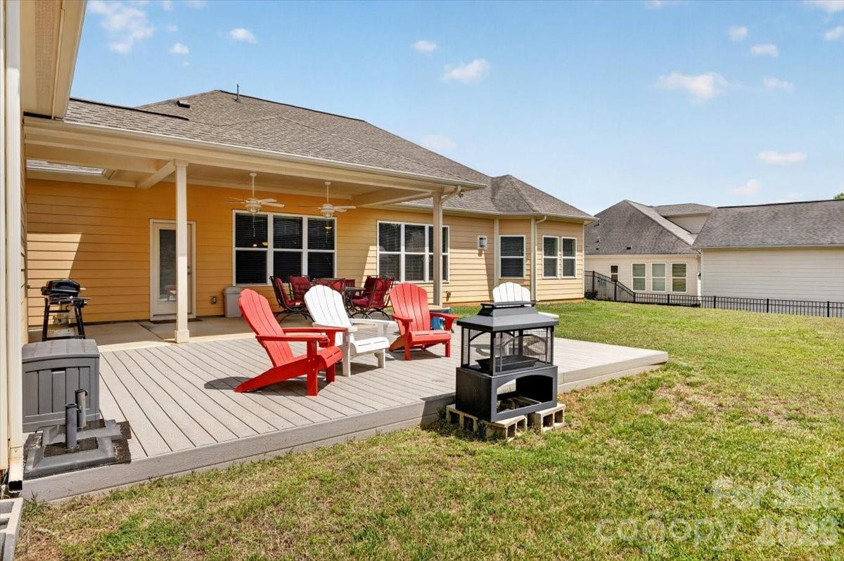 10585 Sweethaven Lane Harrisburg NC 28075