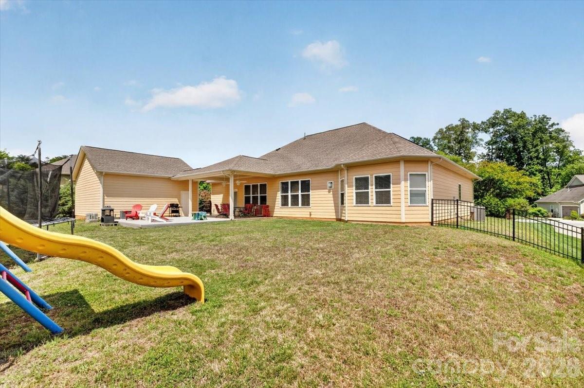 10585 Sweethaven Lane Harrisburg NC 28075