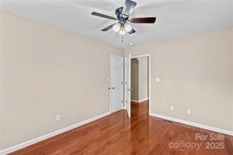 106 Emlee Street Lexington NC 27295
