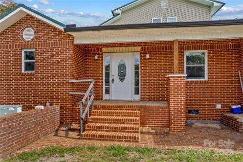 106 Emlee Street Lexington NC 27295