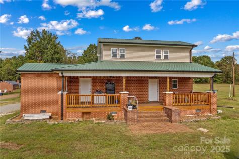106 Emlee Street Lexington NC 27295