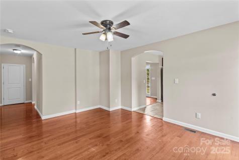 106 Emlee Street Lexington NC 27295