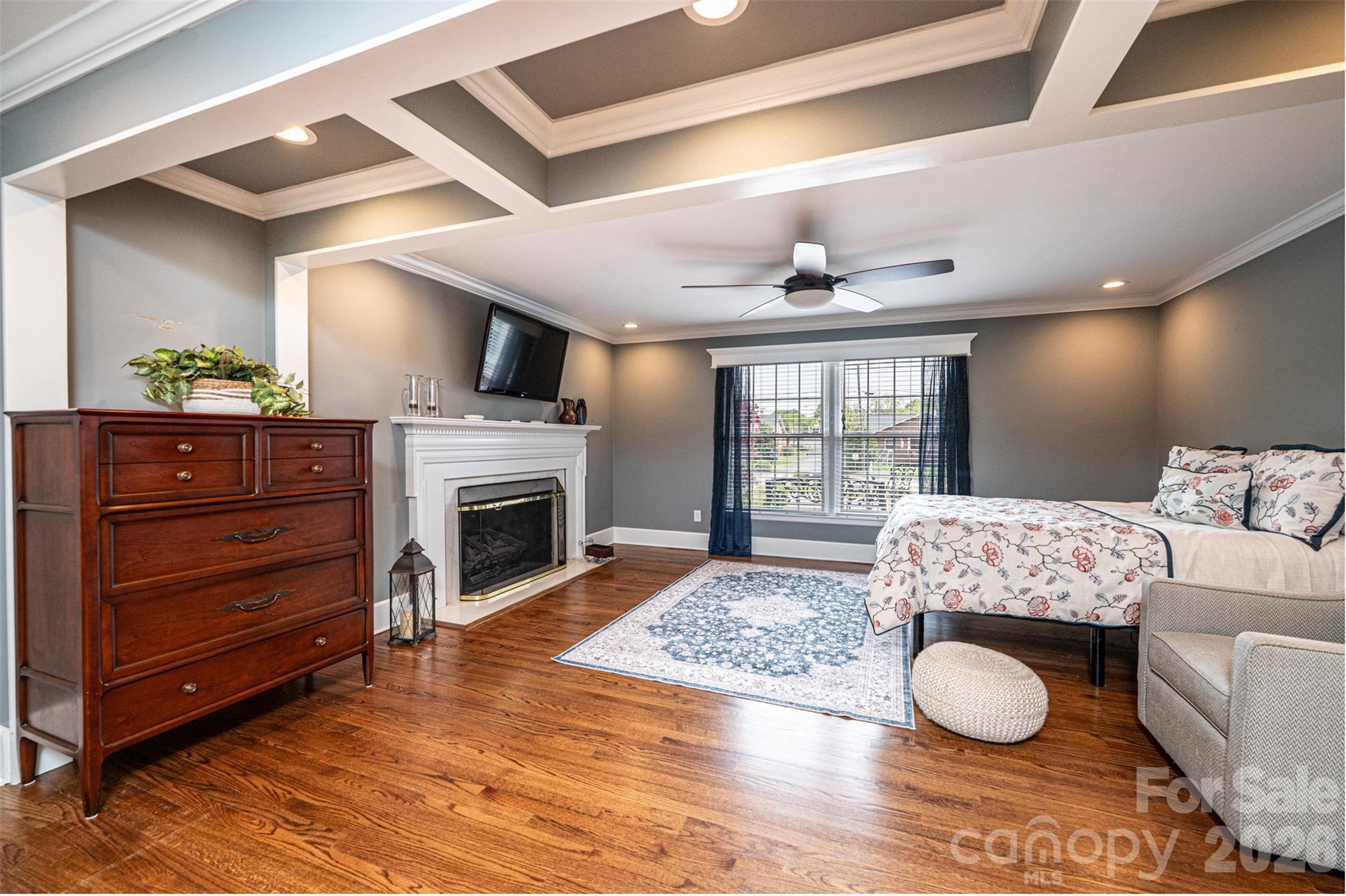 923 1st Street NE Hickory NC 28601
