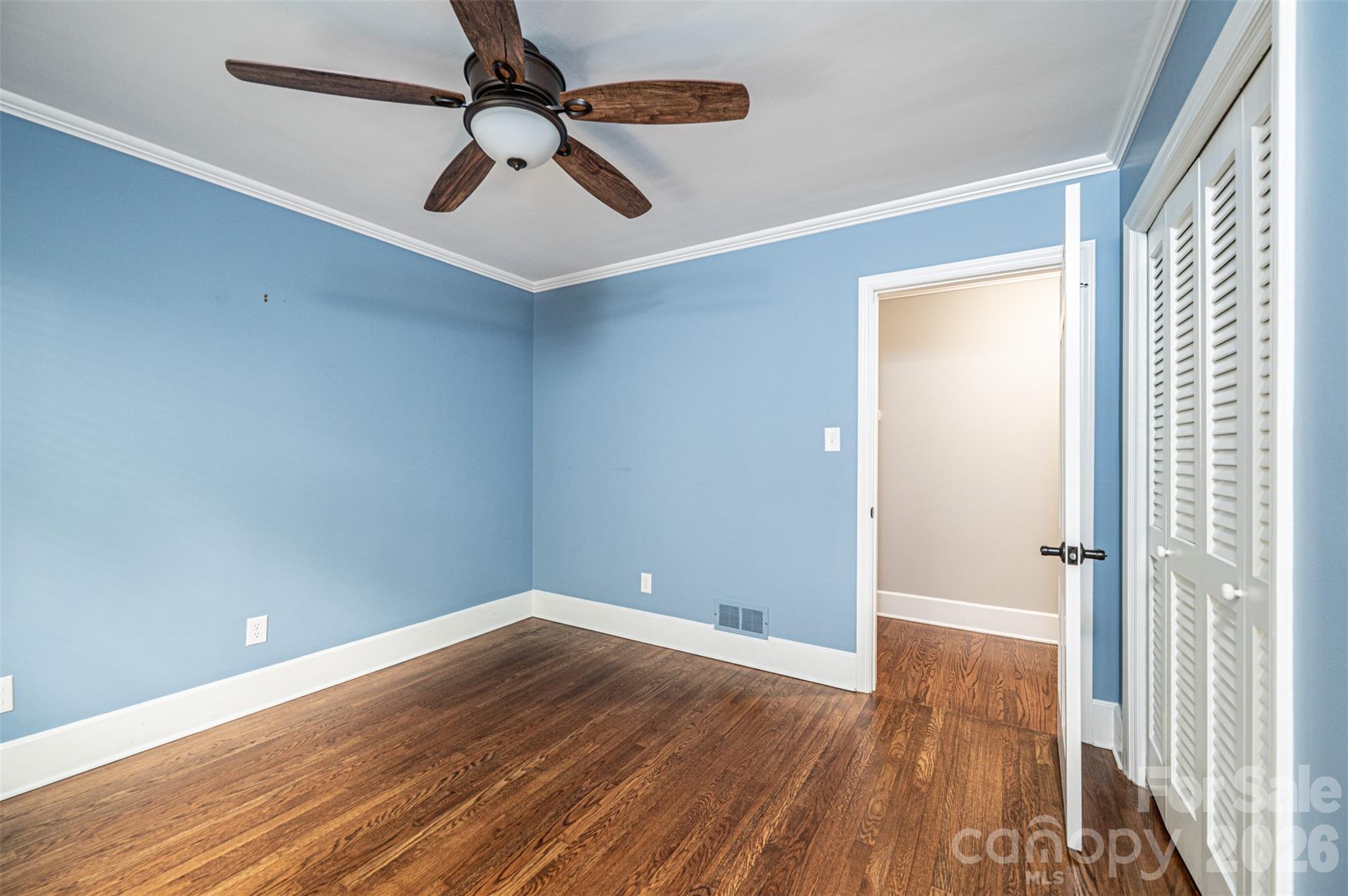 923 1st Street NE Hickory NC 28601