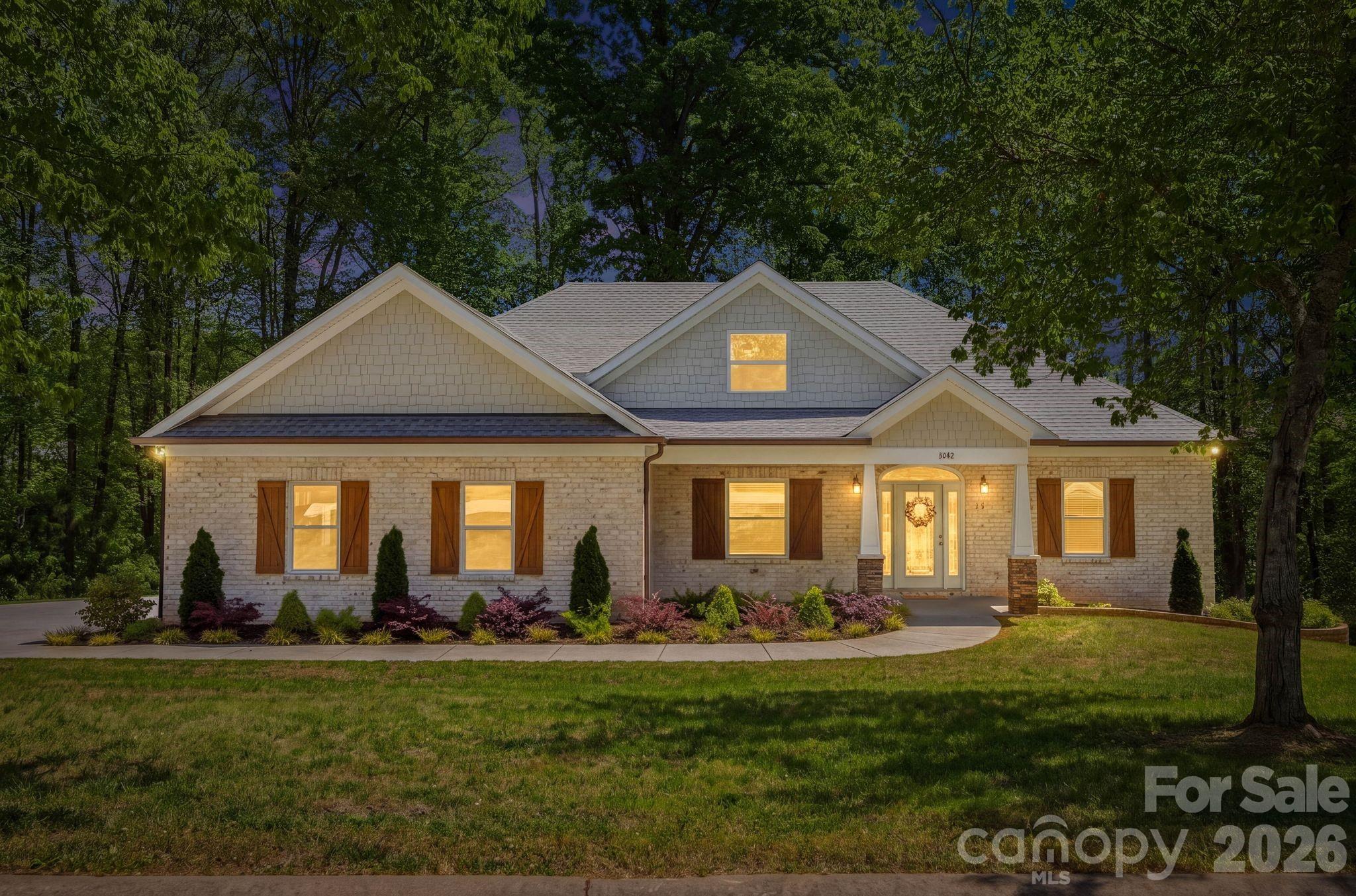 2442 Falcon Lane Statesville NC 28625