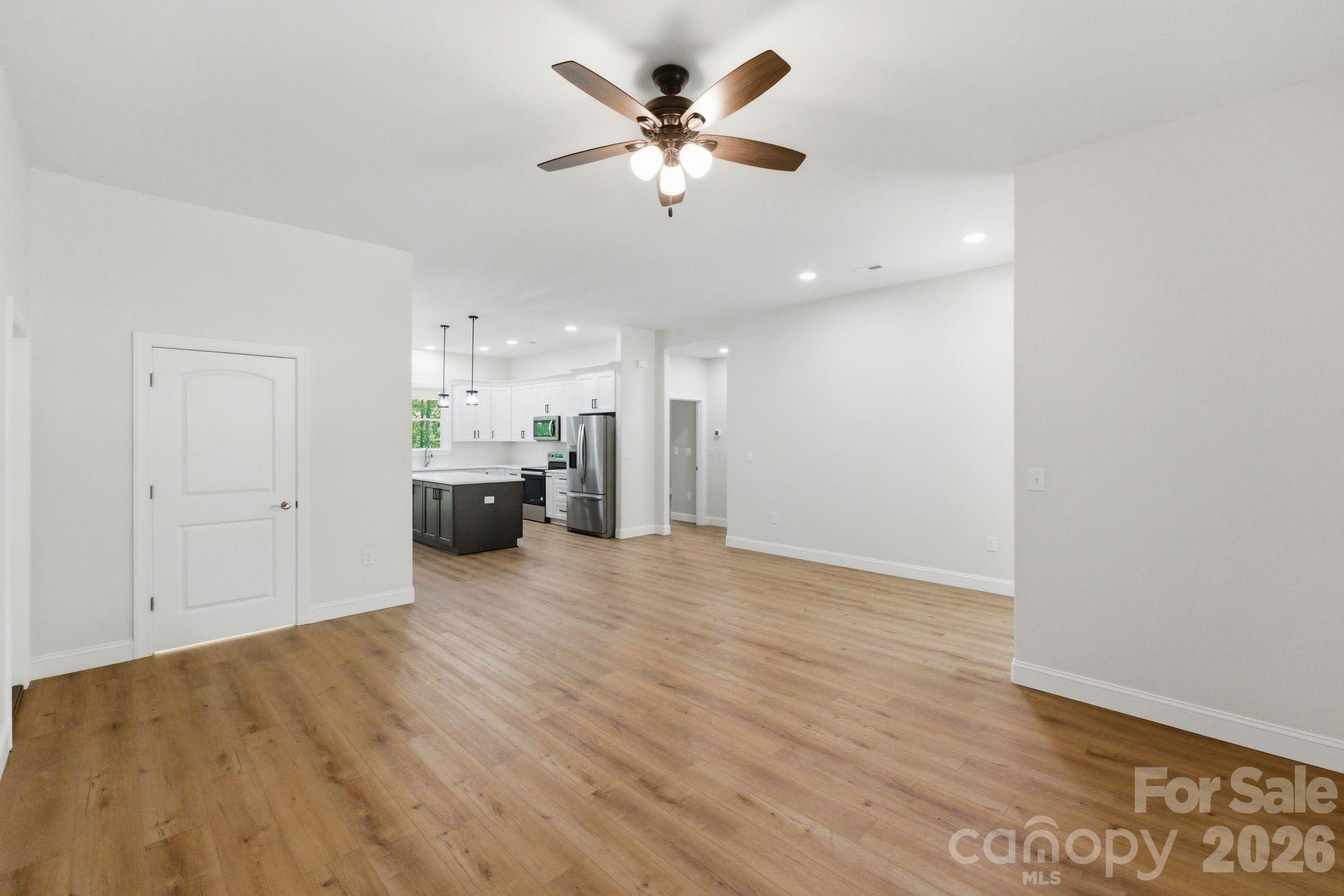 2442 Falcon Lane Statesville NC 28625