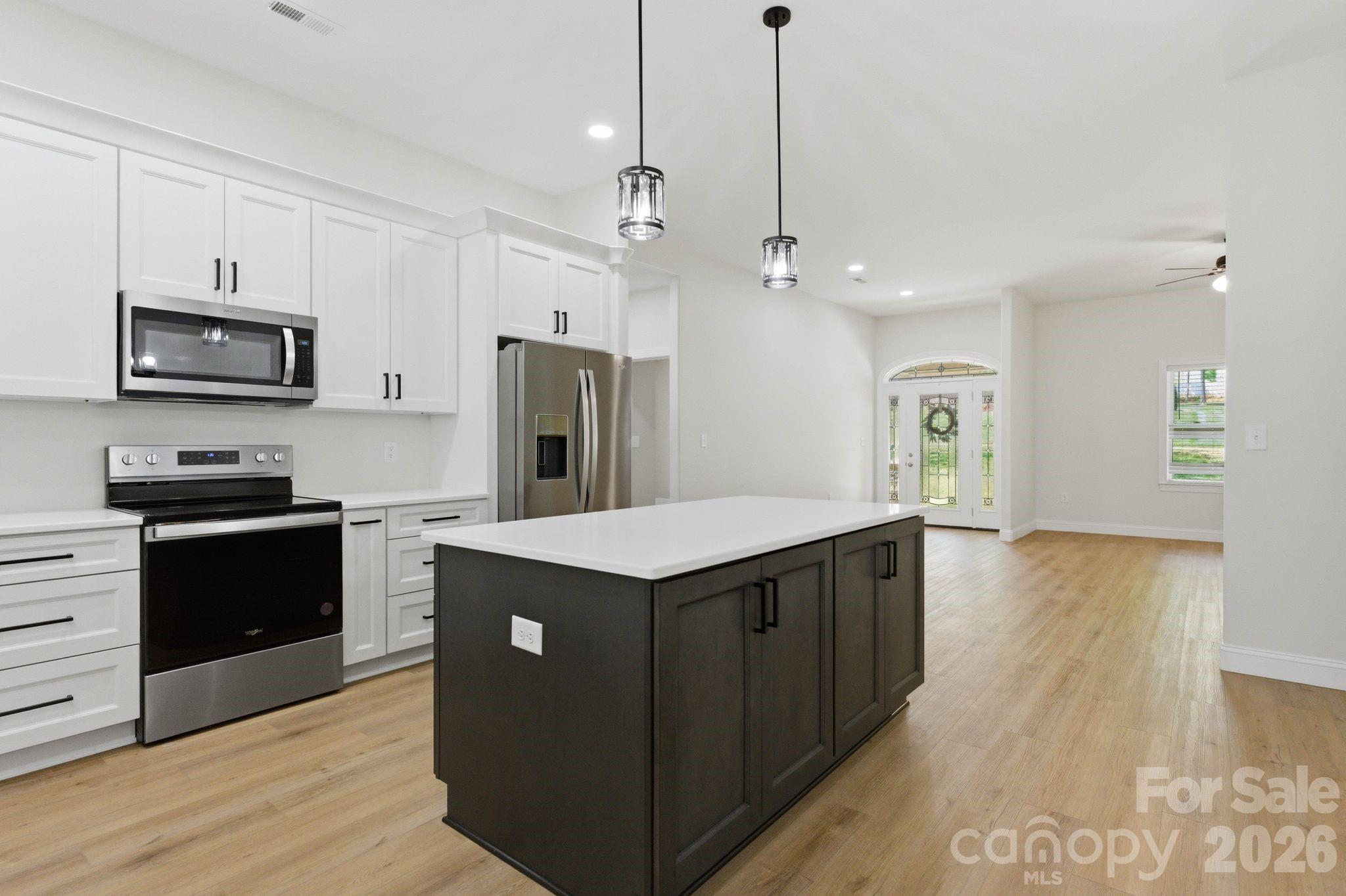 2442 Falcon Lane Statesville NC 28625