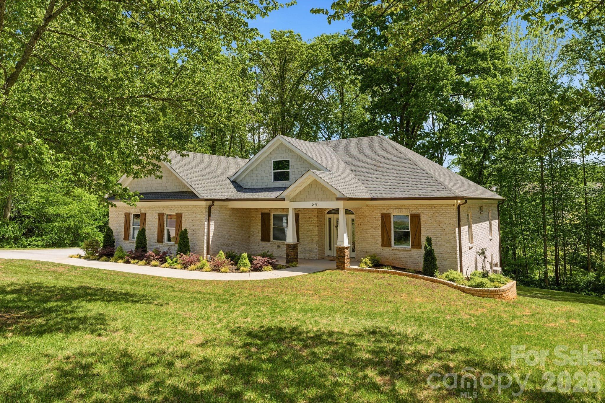 2442 Falcon Lane Statesville NC 28625