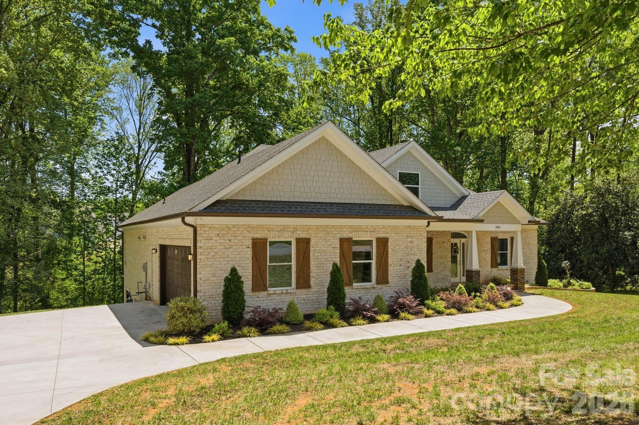 2442 Falcon Lane Statesville NC 28625