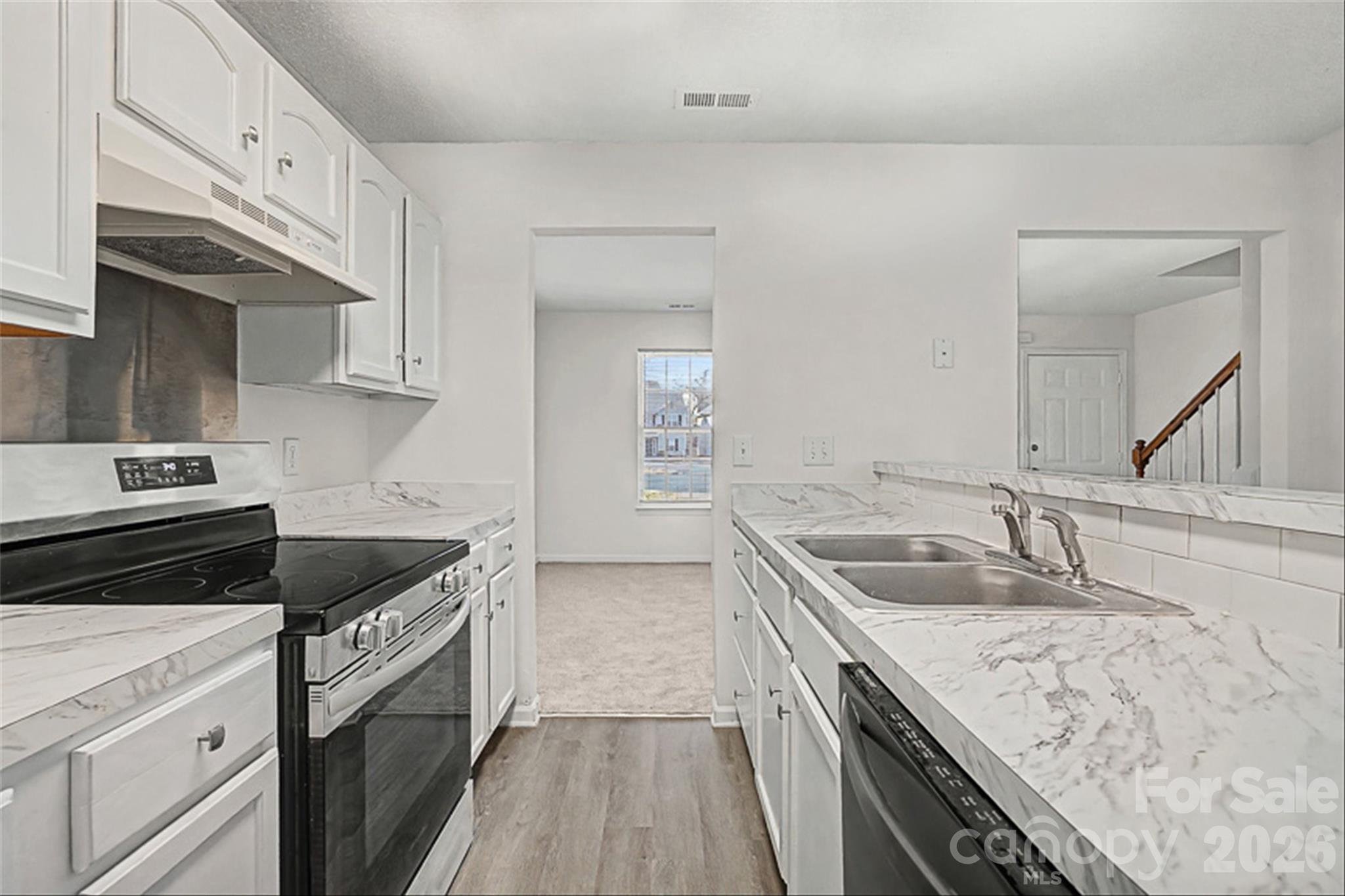 2405 Smugglers Court Charlotte NC 28216