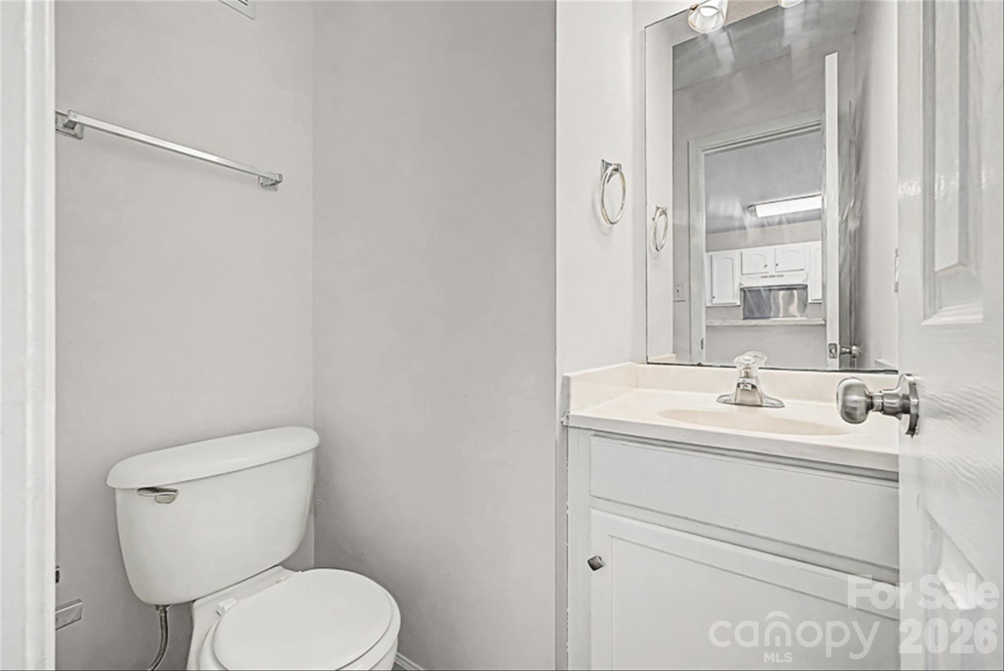 2405 Smugglers Court Charlotte NC 28216