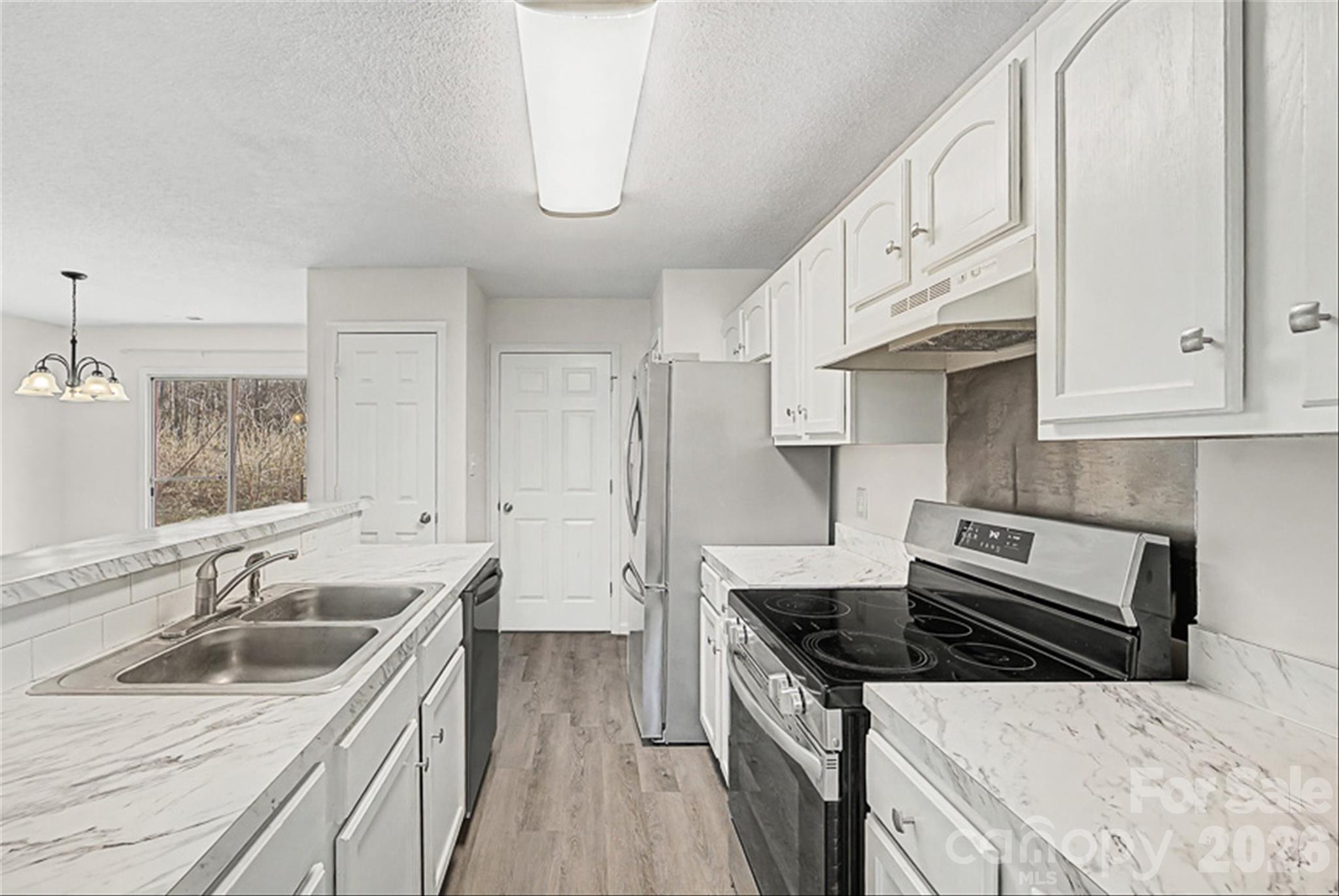 2405 Smugglers Court Charlotte NC 28216