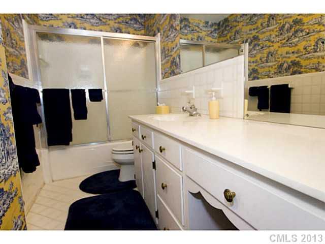 4213 Columbine Circle Charlotte NC 28211