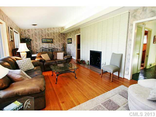 4213 Columbine Circle Charlotte NC 28211