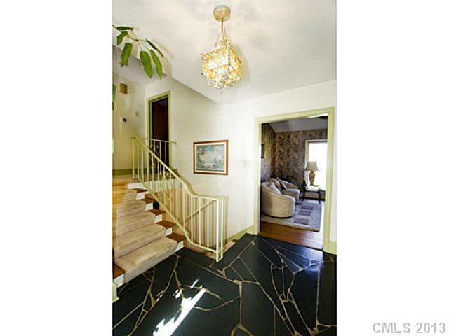 4213 Columbine Circle Charlotte NC 28211