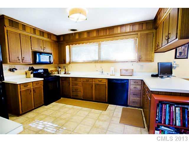 4213 Columbine Circle Charlotte NC 28211