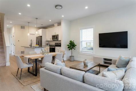 10 Wyndom Lane Asheville NC 28805