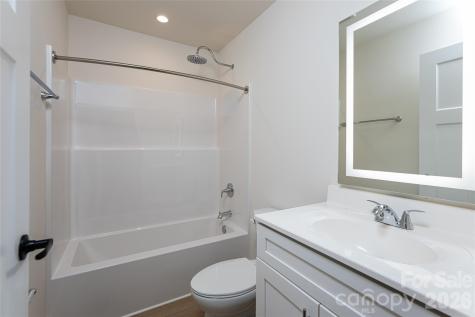 10 Wyndom Lane Asheville NC 28805