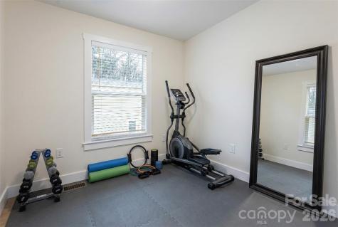 10 Wyndom Lane Asheville NC 28805