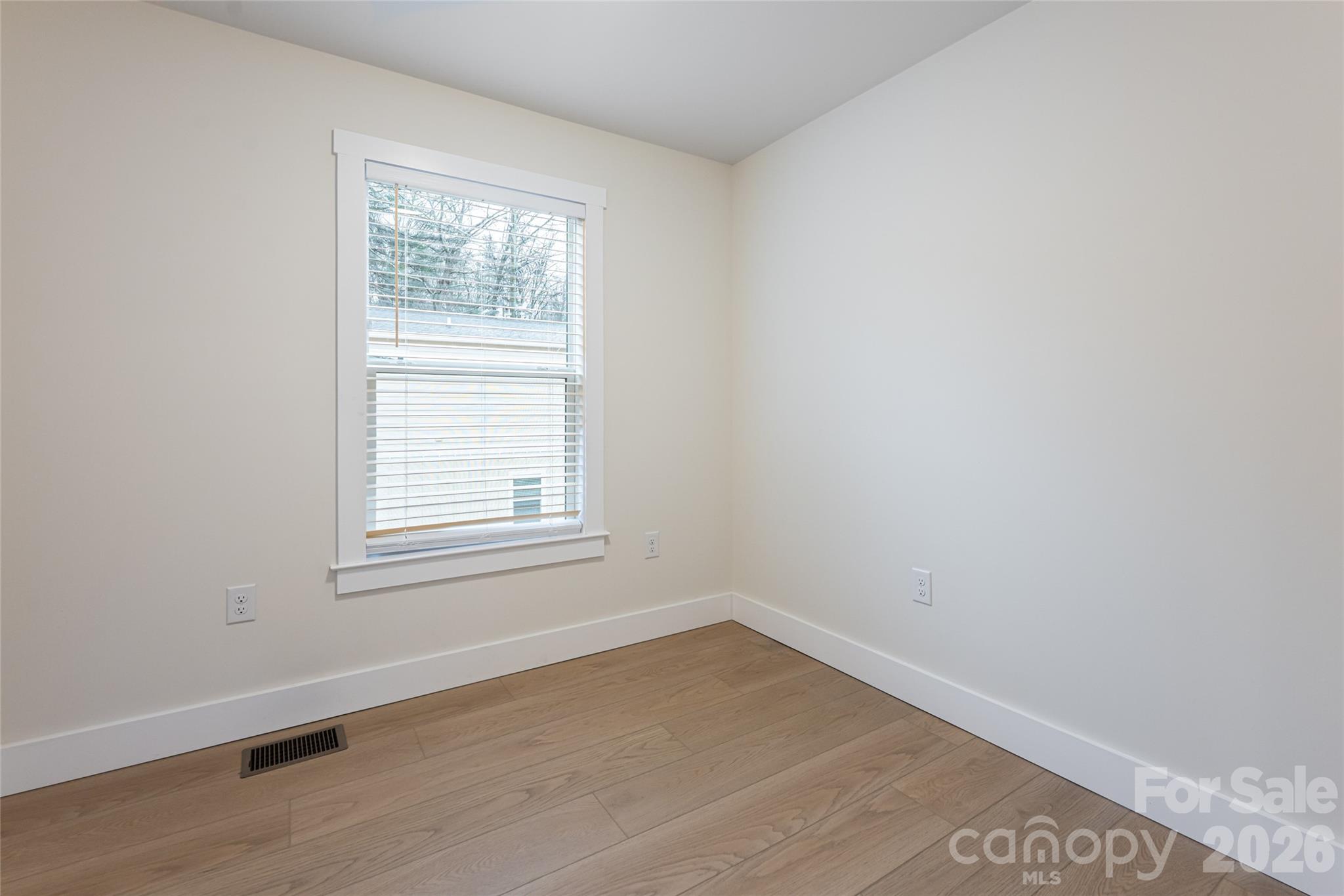 10 Wyndom Lane Asheville NC 28805