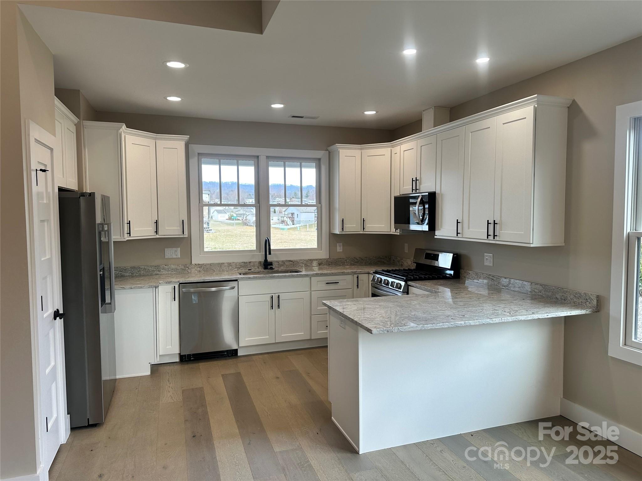 30 Olde Oak Court Hendersonville NC 28792