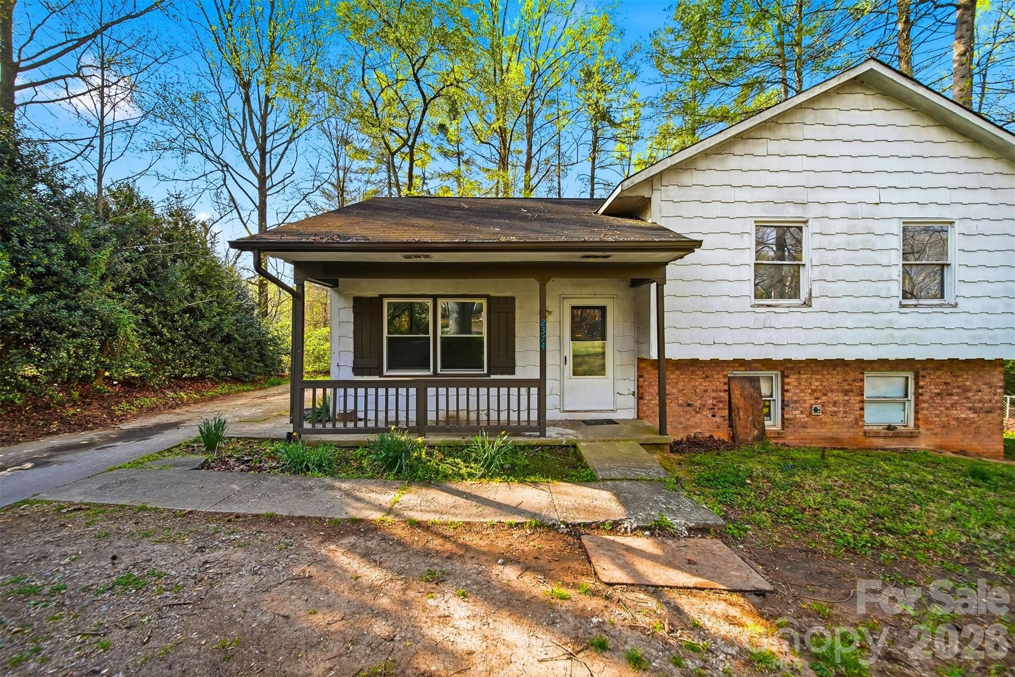 2374 Gingercake Court Lenoir NC 28645