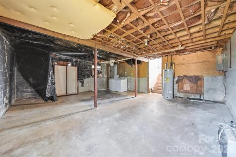 2374 Gingercake Court Lenoir NC 28645