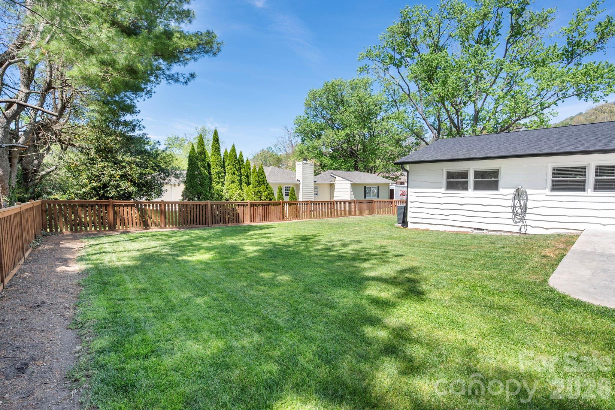 18 Carjen Avenue Asheville NC 28804