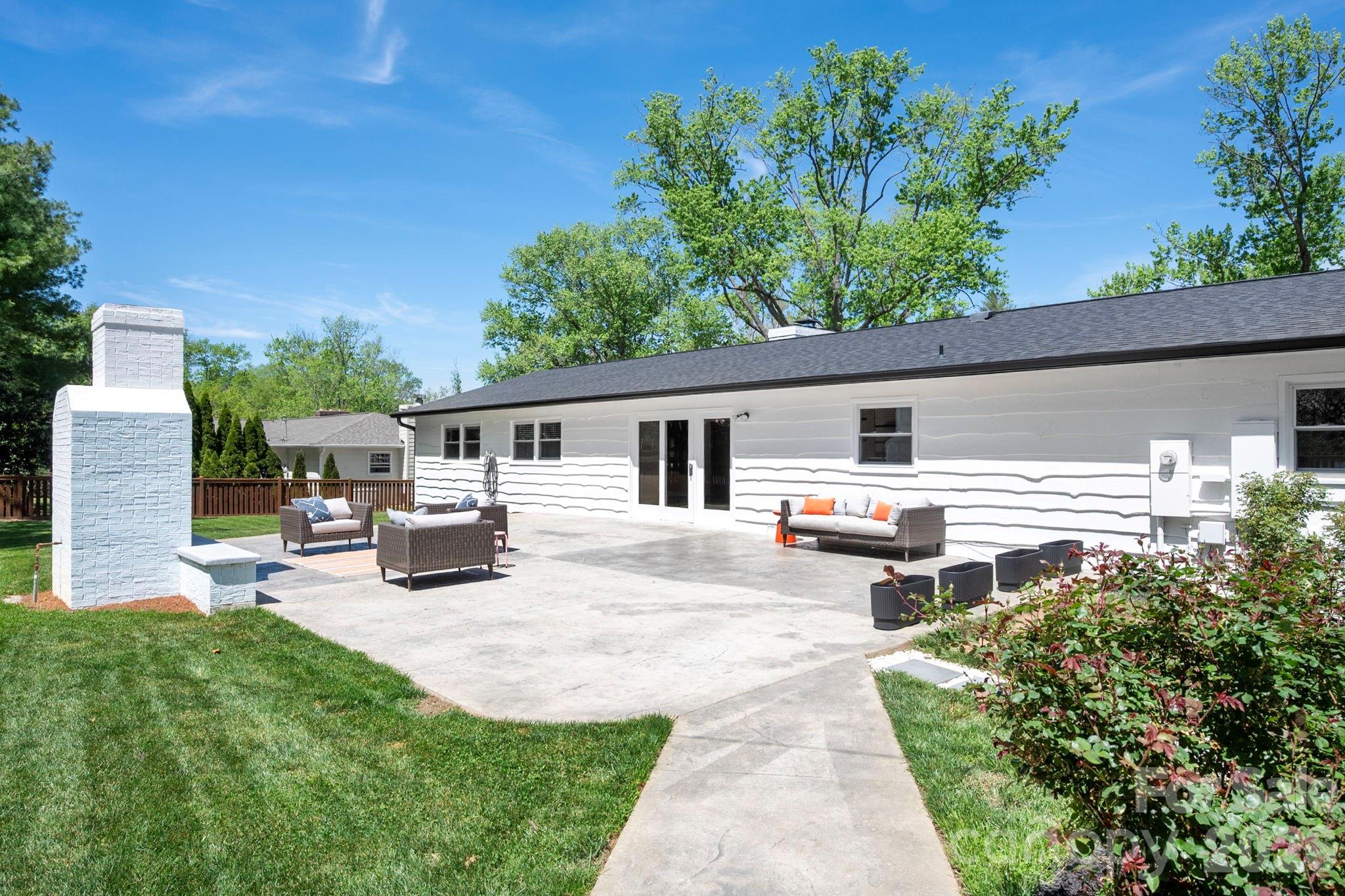 18 Carjen Avenue Asheville NC 28804