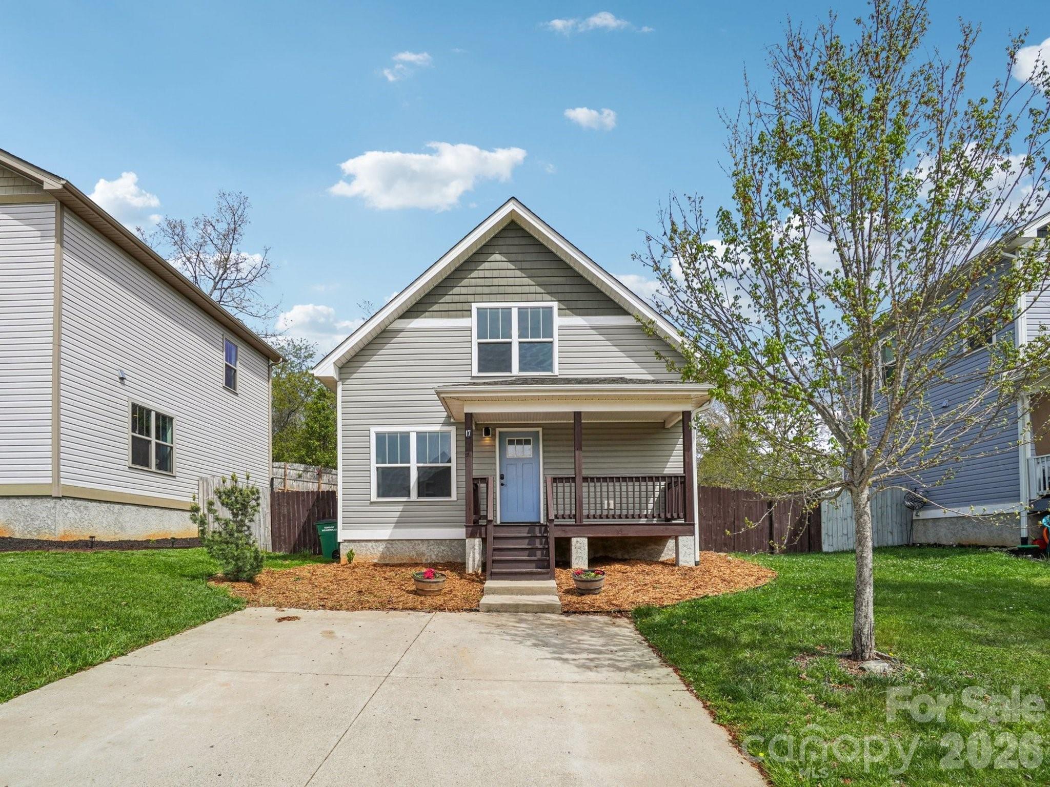 17 Yarrow Meadow Road Weaverville NC 28787