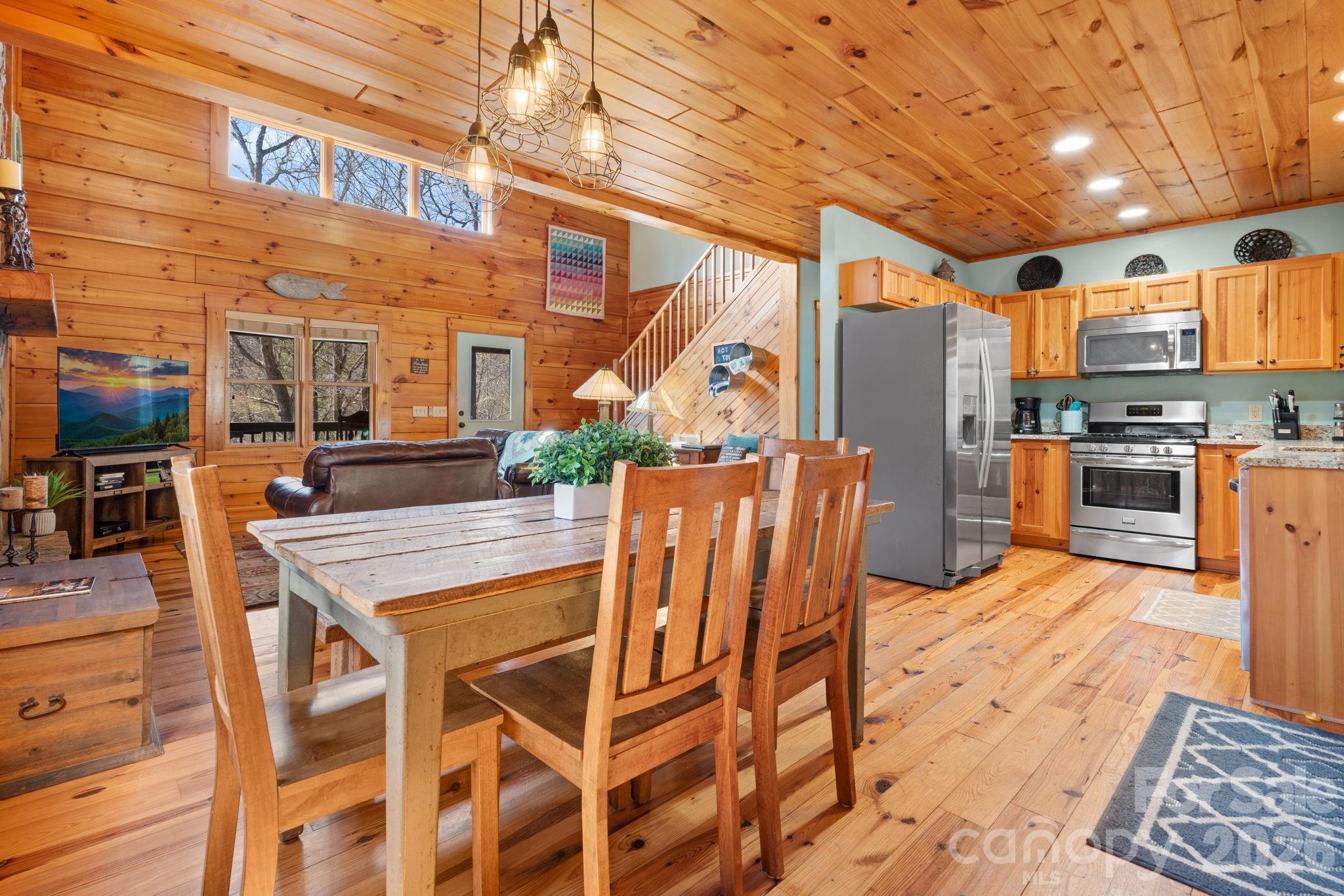 135 Jake Trail Vilas NC 28692