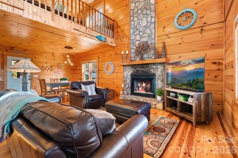 135 Jake Trail Vilas NC 28692