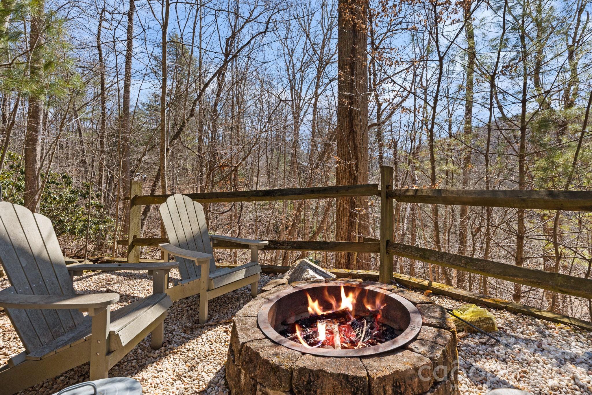 135 Jake Trail Vilas NC 28692