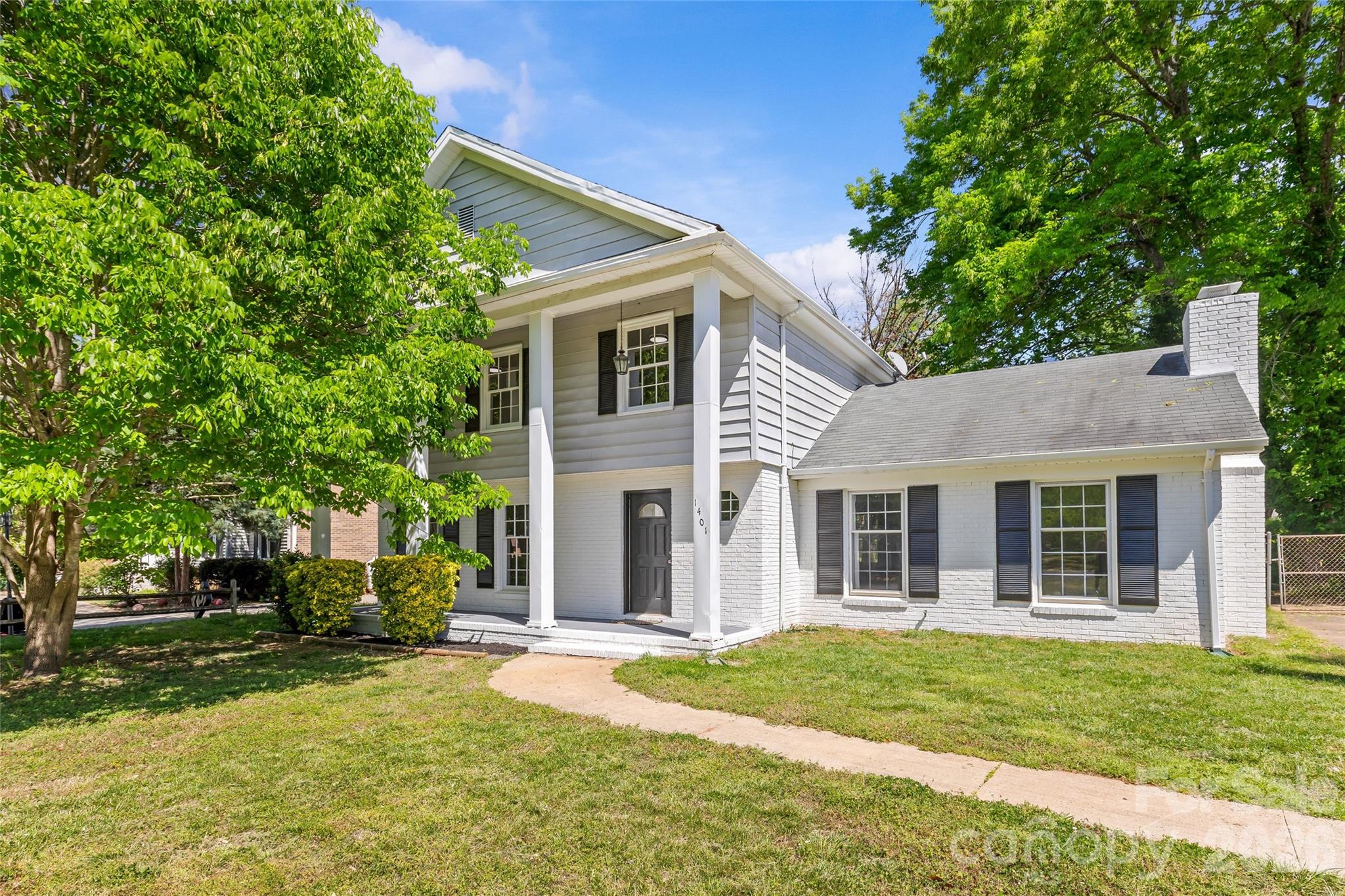 1401 Cedarwood Lane Charlotte NC 28212