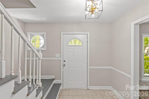 1401 Cedarwood Lane Charlotte NC 28212