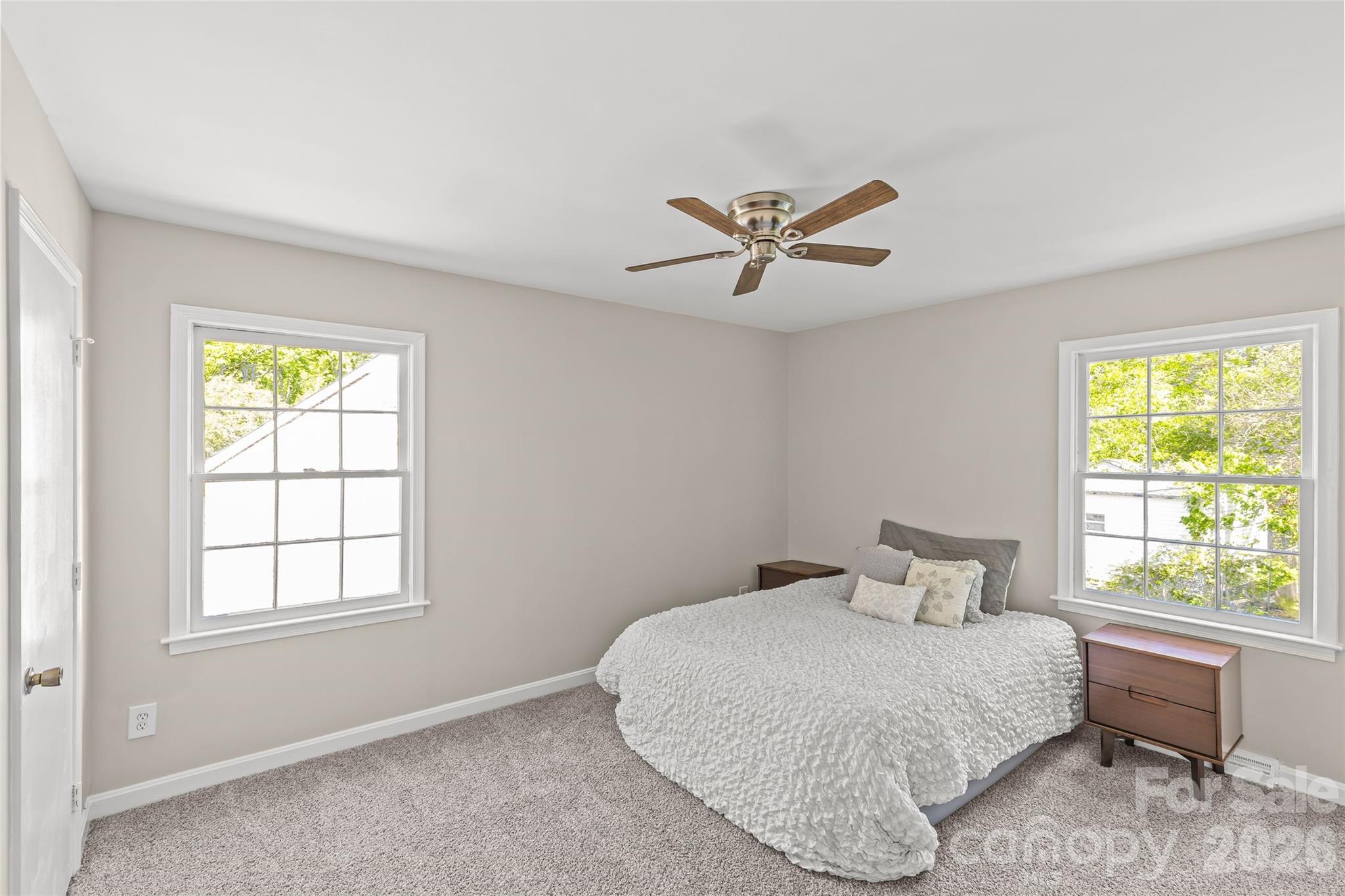 1401 Cedarwood Lane Charlotte NC 28212