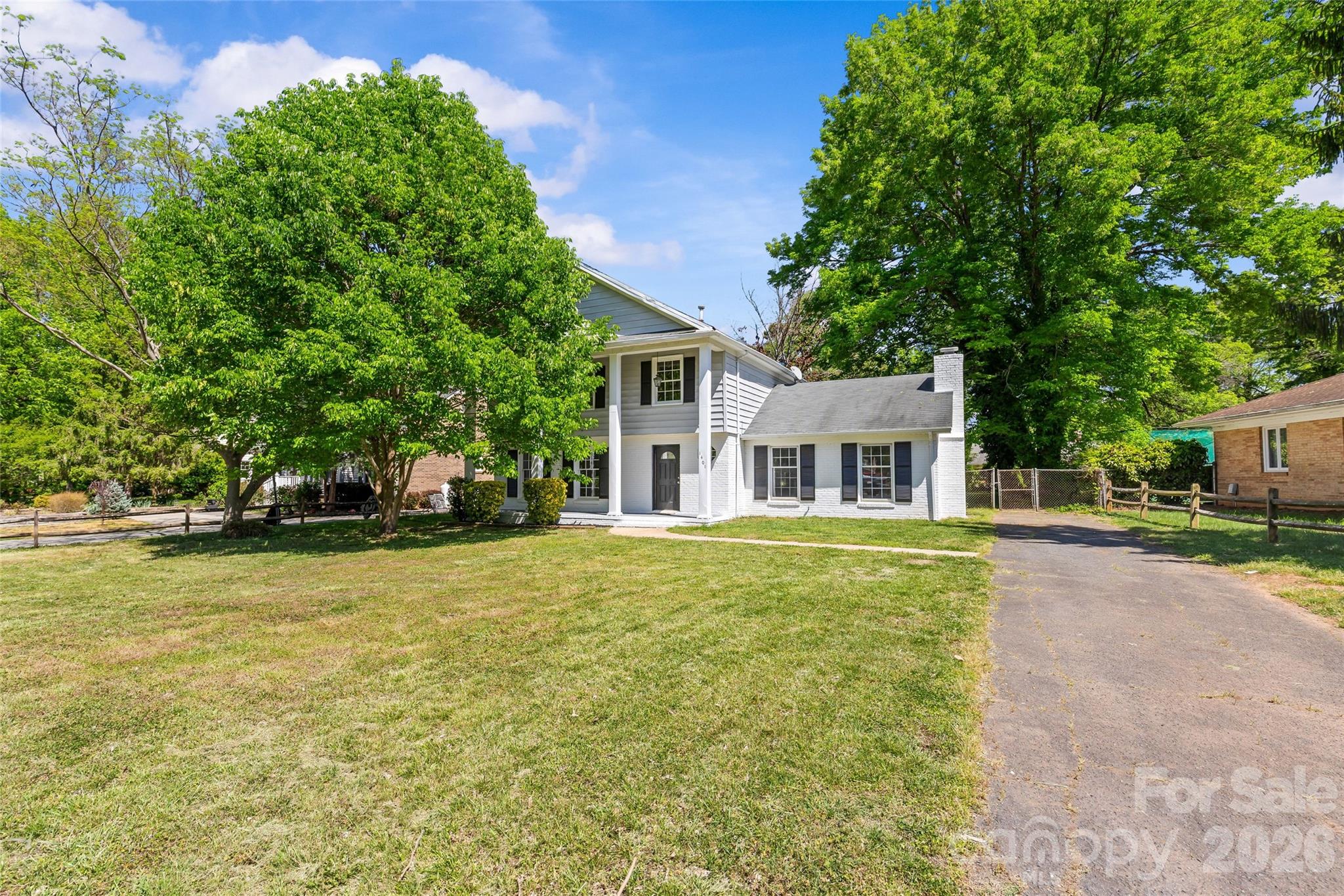 1401 Cedarwood Lane Charlotte NC 28212