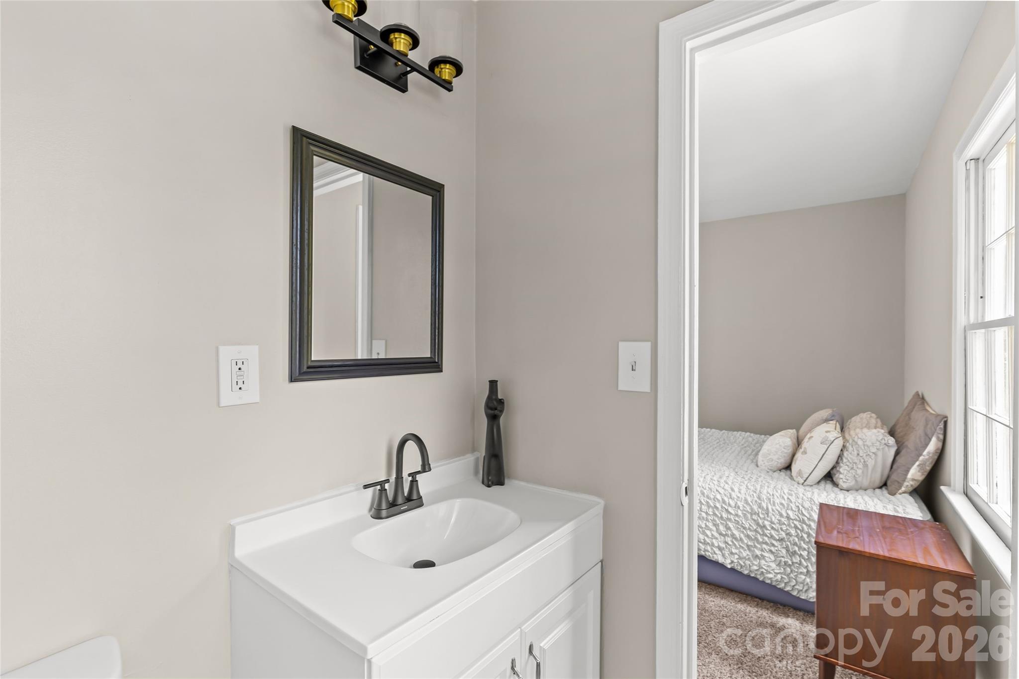 1401 Cedarwood Lane Charlotte NC 28212
