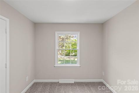 1401 Cedarwood Lane Charlotte NC 28212